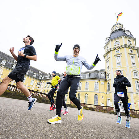 Läufer beim Schlossparklauf.
