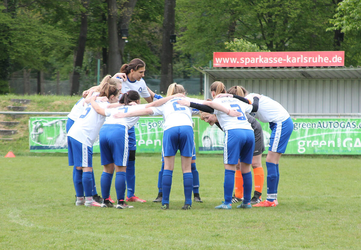 U16: Viertelfinale Im Sport-Lines Pokal Der B-Juniorinnen Erreicht: KSC ...