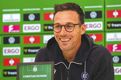 Eichner bei der Pressekonferenz