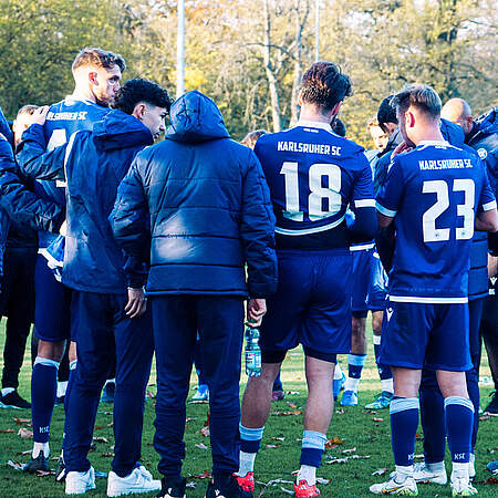 Die U23 bei der Halbzeitansprache