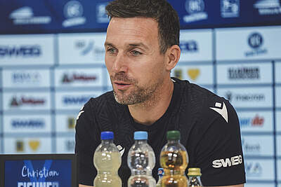 Eichner bei der Pressekonferenz